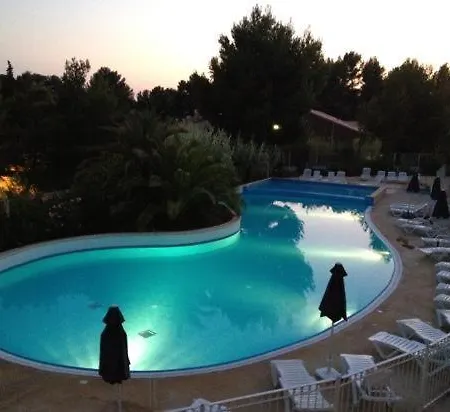 Les Terrasses Du Liouquet Apartamento La Ciotat
